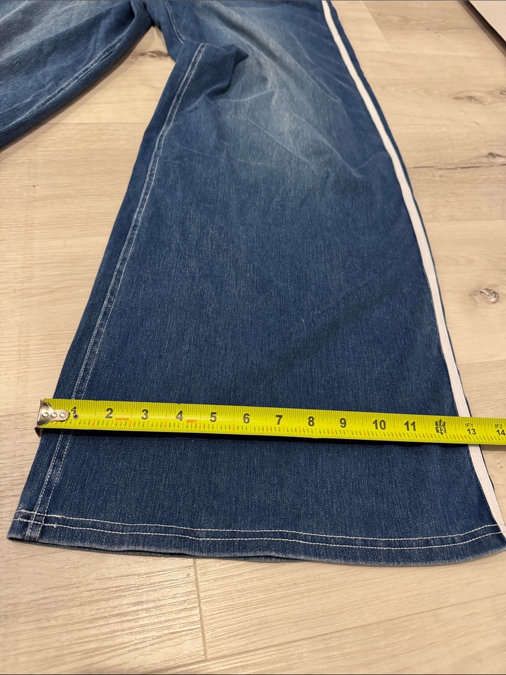 HALARA Flex high Waisted side Stripe Flowy Blue Wide Leg Jeans with Pockets. - Picture 10 of 10